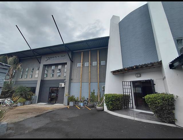 28M² OFFICE TO LET IN KYALAMI